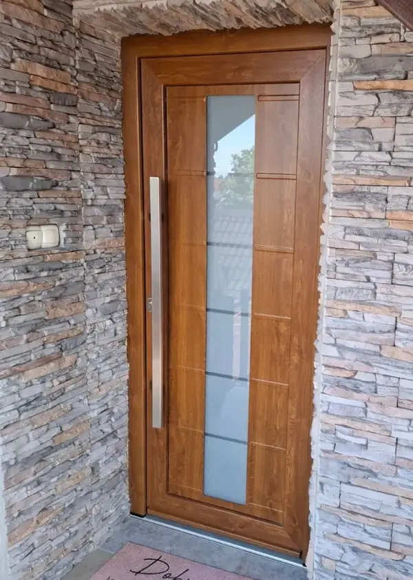 Aluminijska vrata izrađena po mjeri s bočnim staklom